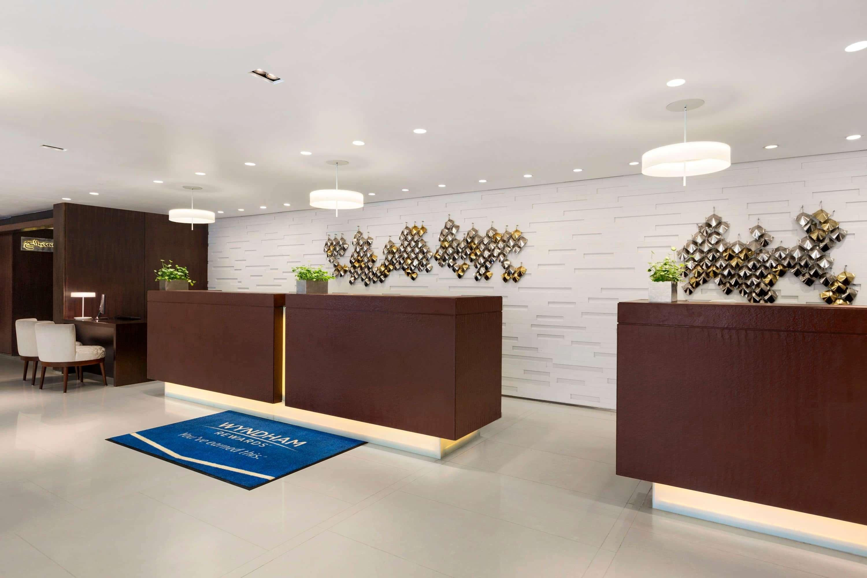 Ramada Hotel 5*